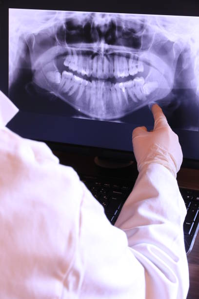 Best Weekend Emergency Dental Services in Marienville, PA